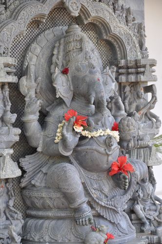 Ganesha with Hibiscus Ganesha with Hibiscus